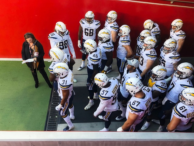 德媒:感激之情促使穆西亚拉和拜仁续约,他从始就拒绝别队的询问.