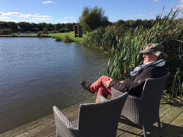 也是对观众 也是对观众